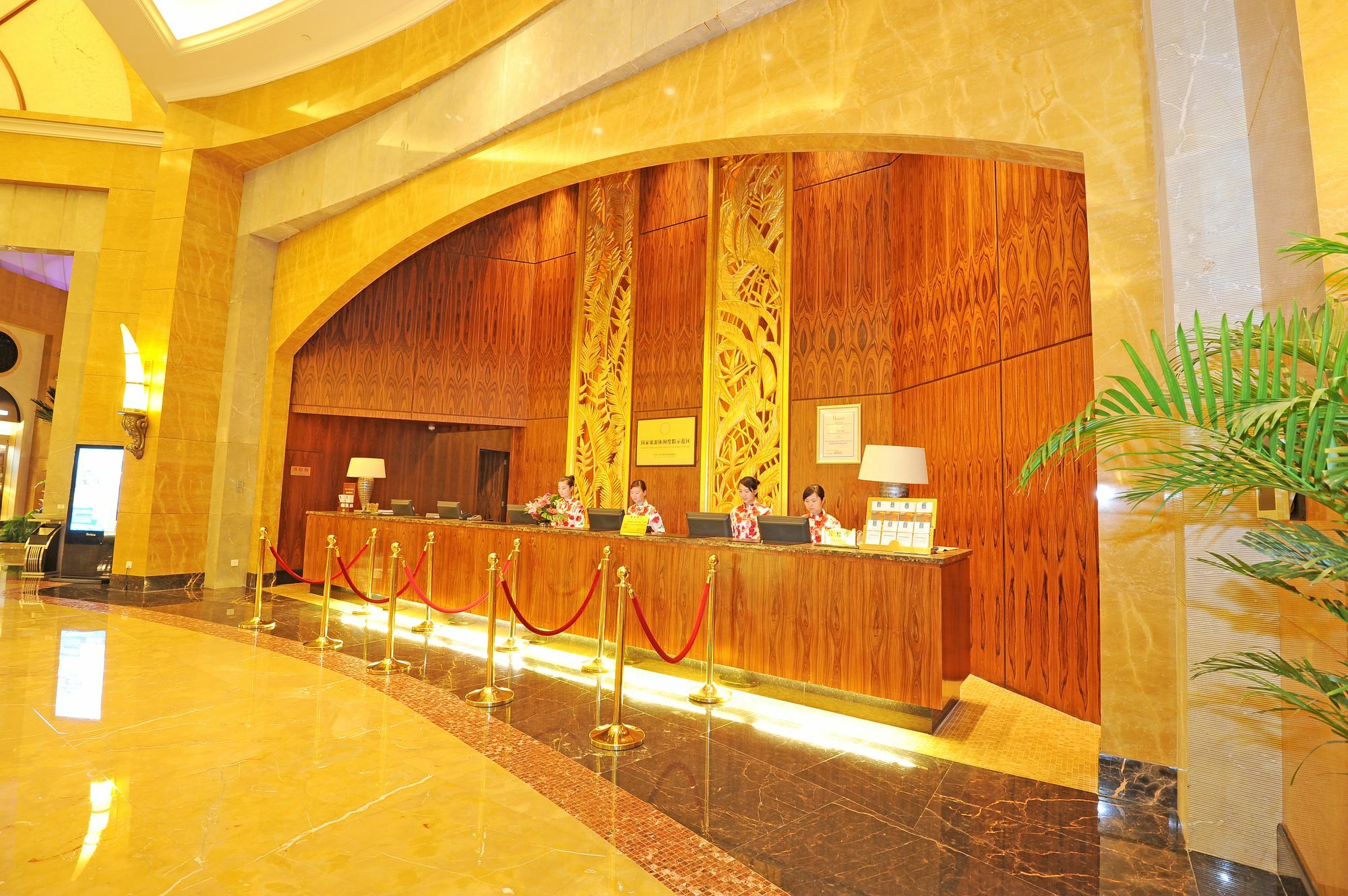 Ocean Spring Grand Metropark Hotel Zhuhai Zewnętrze zdjęcie